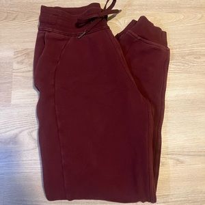 Lululemon scuba high-rise jogger